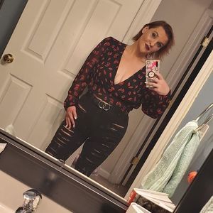 Meet your Posher, Elly